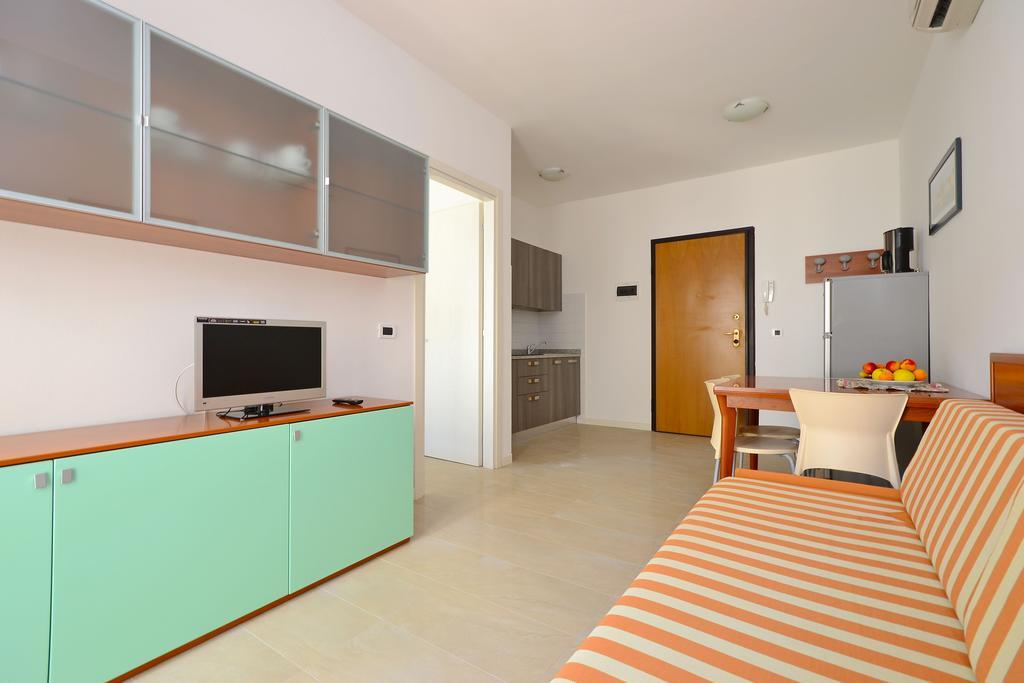 Residenza Verde Lignano Sabbiadoro Ruang foto